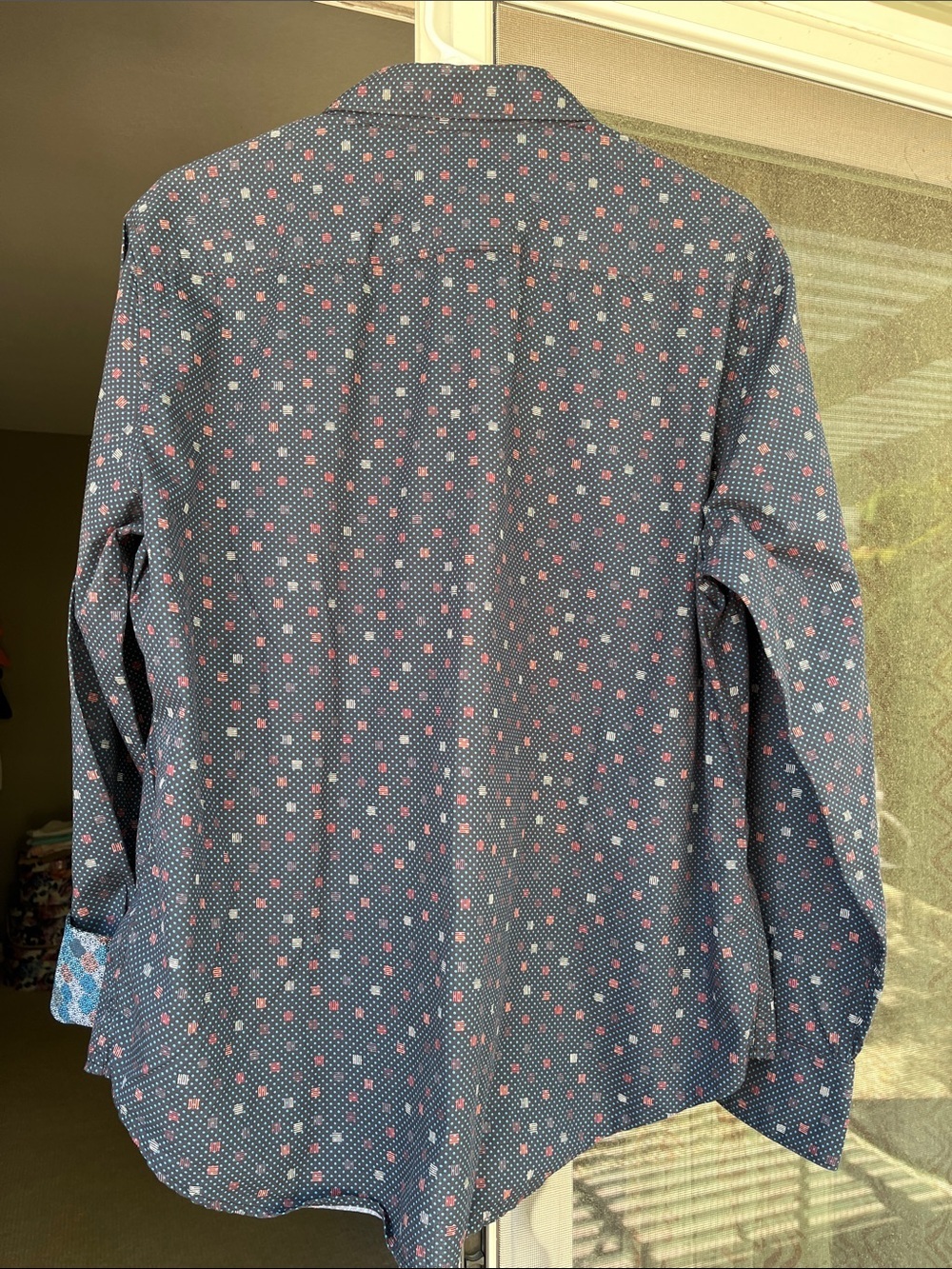 NWOT Robert Graham Navy Button-Down with Multicolor Geometric Embroidery Size L - Picture 10 of 11